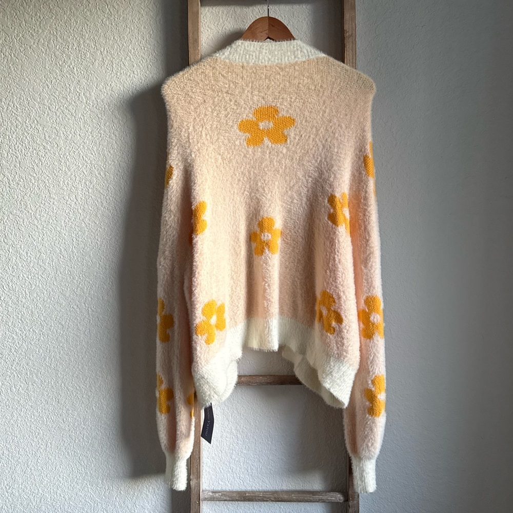Chaou Yatou Daisy Eyelash Open Cardigan NWT Sz: Small - Picture 11 of 13